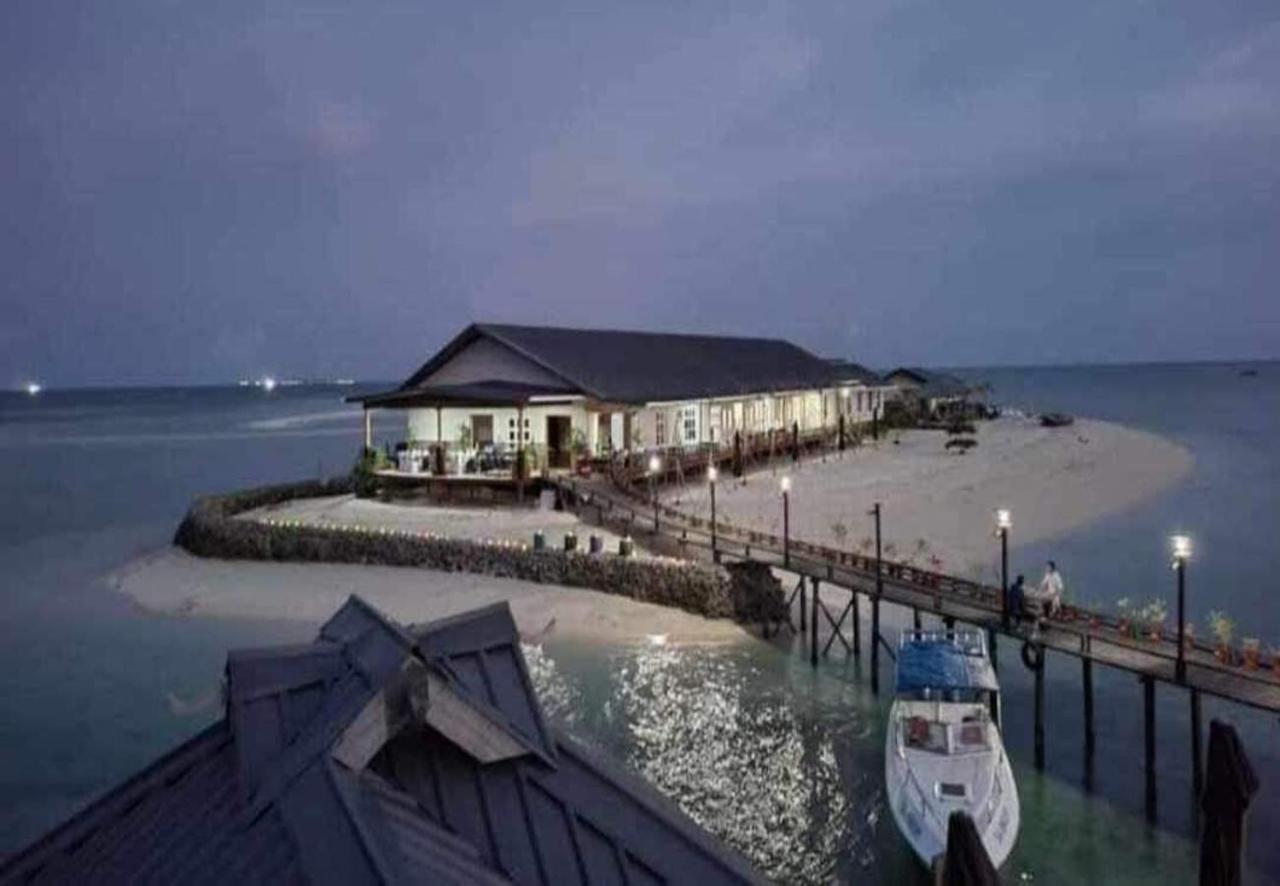 Santiri Island Resort Semporna Exteriör bild