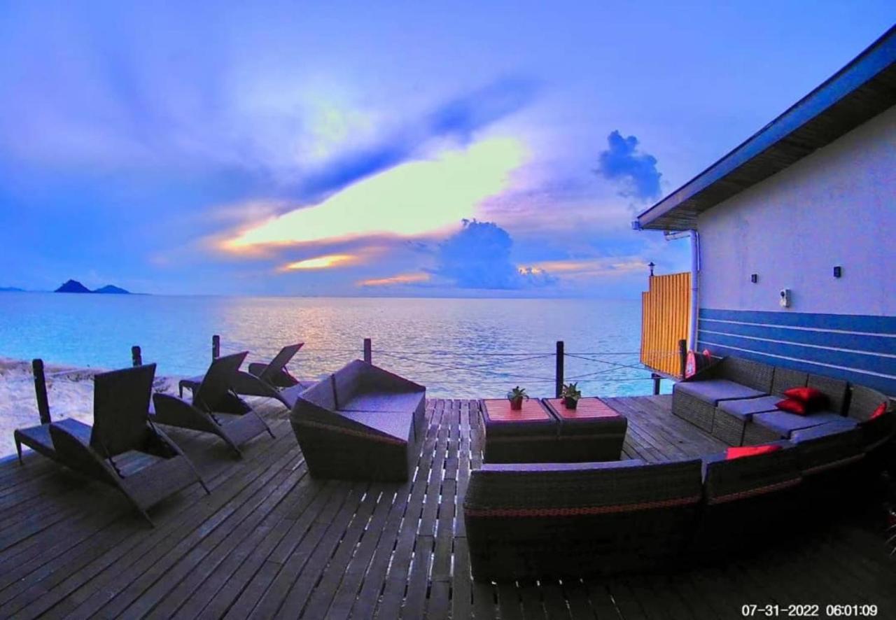 Santiri Island Resort Semporna Exteriör bild