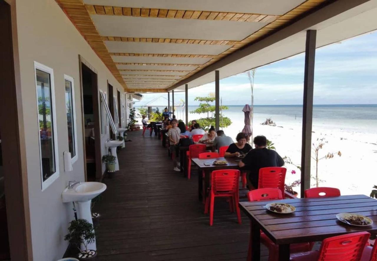 Santiri Island Resort Semporna Exteriör bild